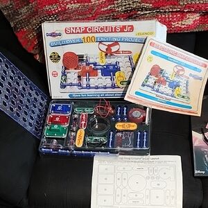 Snap Circuits Jr. Electronics Exploration Kit
